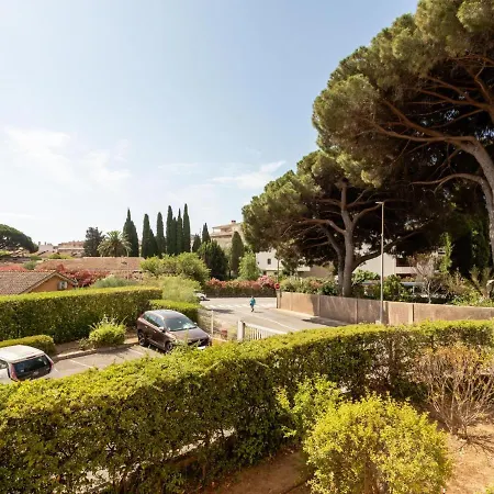 La Calypso By Interhome דירה קבלייר-סור-מר
